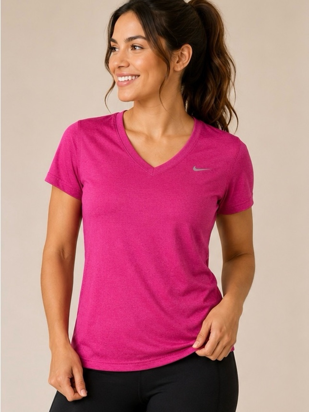 Nike Dri-FIT Women’s Pink V Neck Athletic T Shirt Size Small Running Gym Top